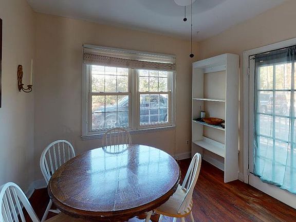 5th image of 239 Church St