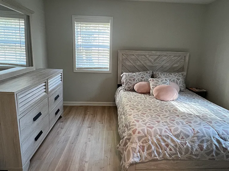 1515 S Alston Ave — Photo 5