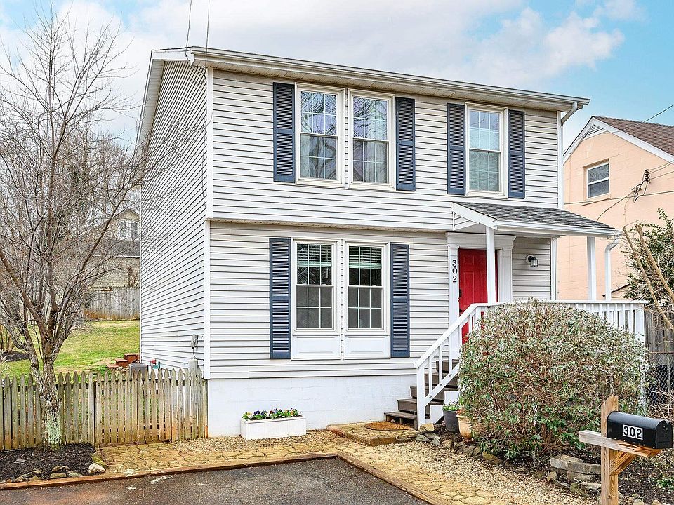 1st image of 302 Palatine Ave