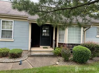 2 Aaron Burr Ct #A, Monroe Township, NJ 08831