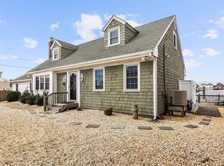 200 Heron Rd, Lavallette, NJ 08735