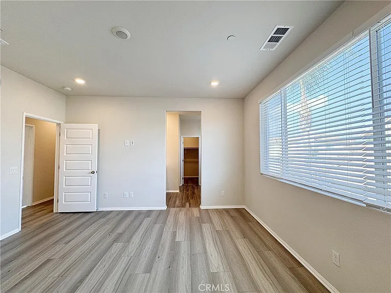 629 E Madeleine Privado — Photo 12