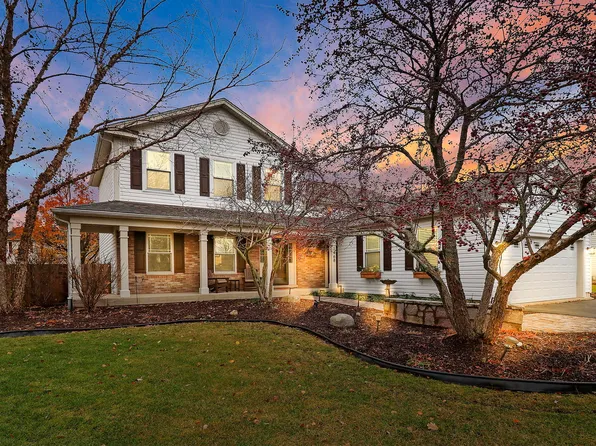 1468 Sutton Cir, Wauconda, IL 60084