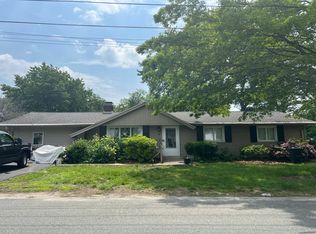 16 Elaine Rd, Stoneham, MA 02180