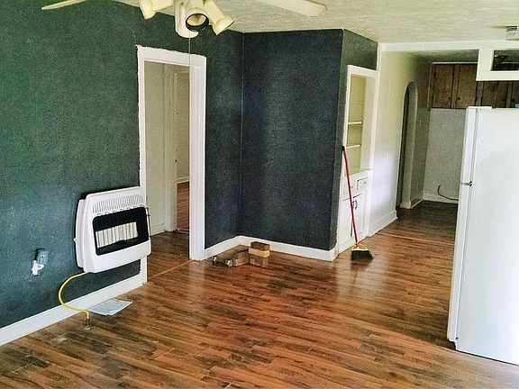 5th image of 506 S West St