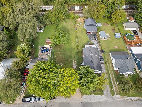 3rd image of 2117 Sadler Ave #A & B