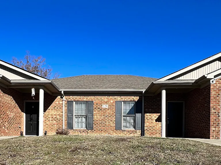 129 Commerce Dr #2 — Photo 1