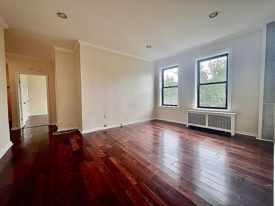 1st image of 583 W 215th St APT C8