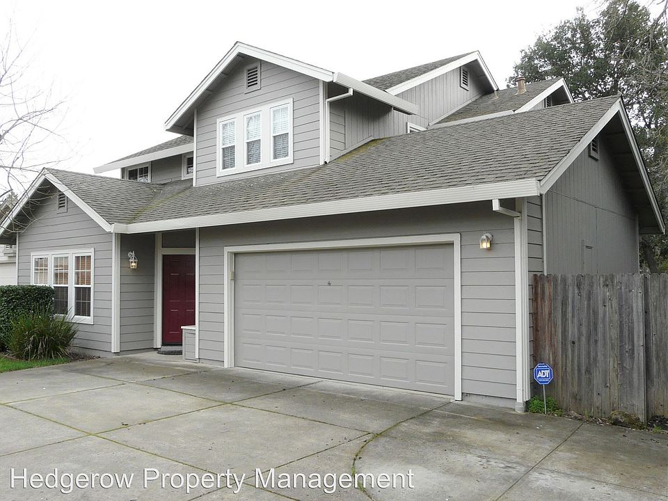 1st image of 15 Autumn Creek Ct