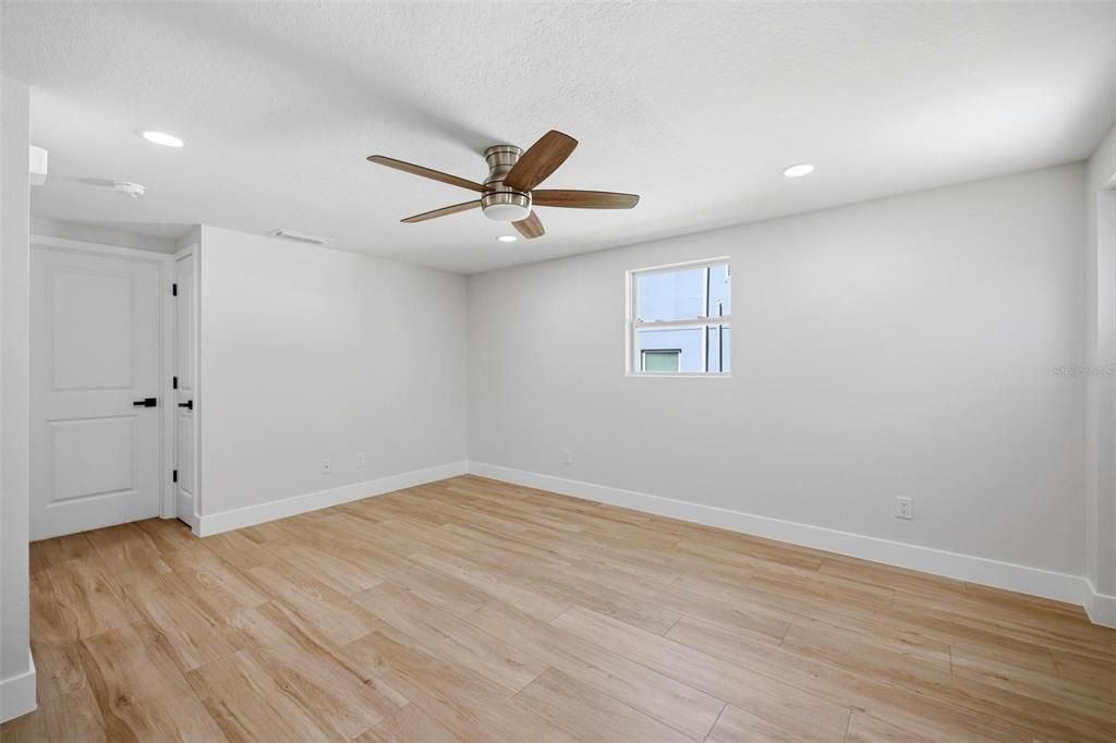 1802 Robinhood St, Sarasota, FL - View 6