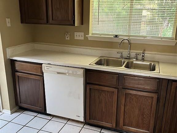 2nd image of 16410 Quail Prairie Dr