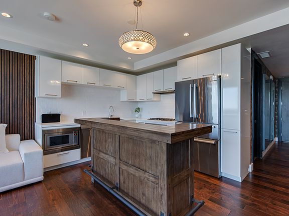 5th image of 4422 N 75th St #7011