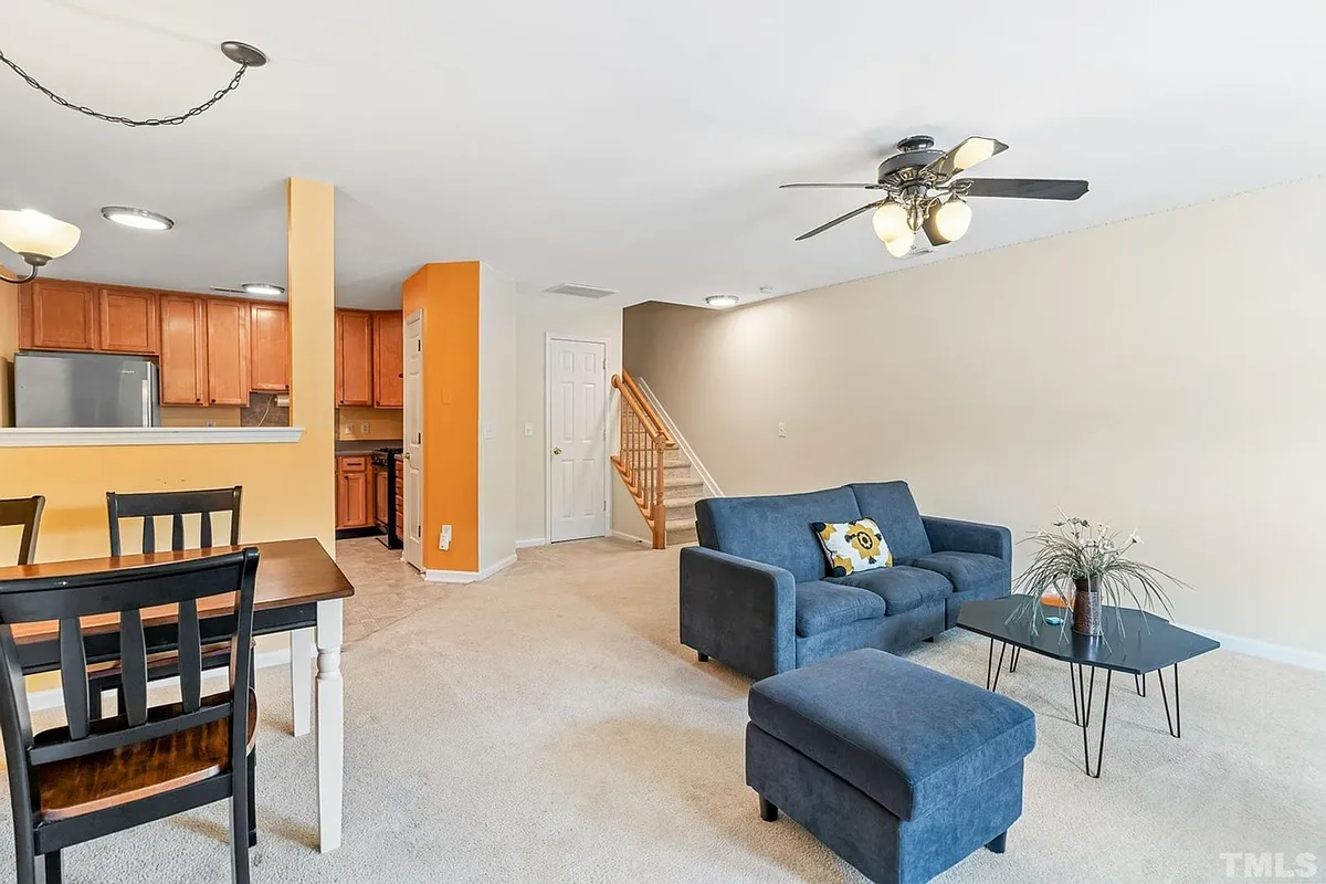Building Photo - 2601 Ivory Run Way #101