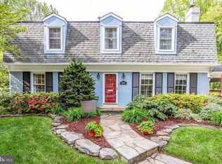 8405 Stone Gate Dr, Annandale, VA 22003
