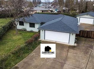 119 Shadow Wood Ct, Central Point, OR 97502