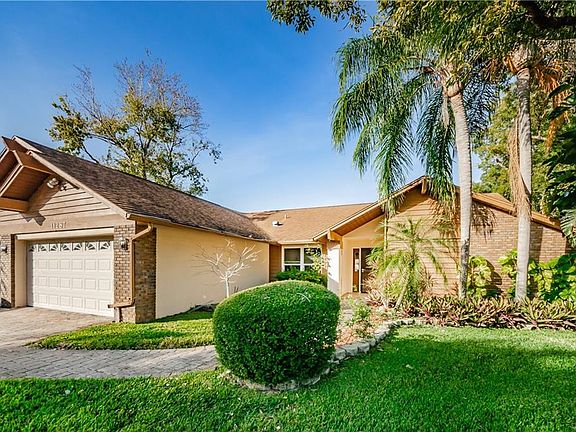 3rd image of 11287 Oakridge Trl