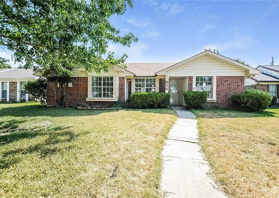 1st image of 824 Woodrock Dr