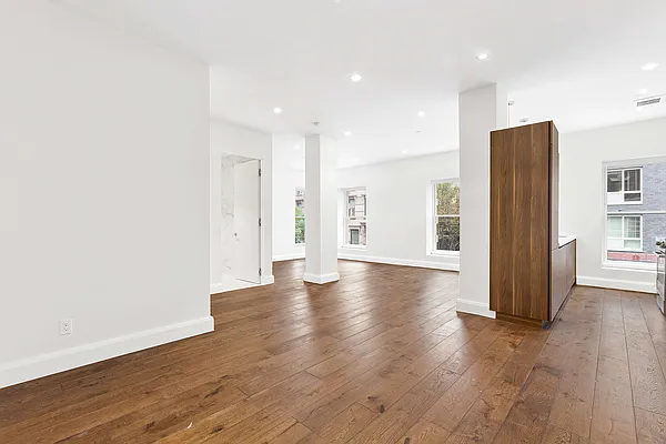 Rented by Halstead Real Estate | media 21