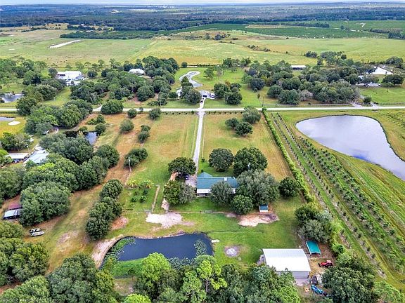 5th image of 137 Park Land Dr