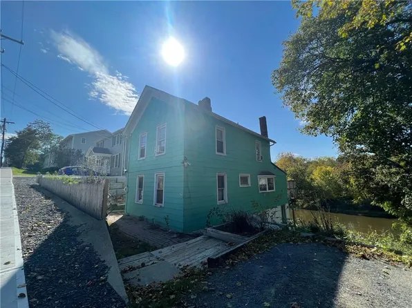 59 Oak Street, Walden, NY 12586