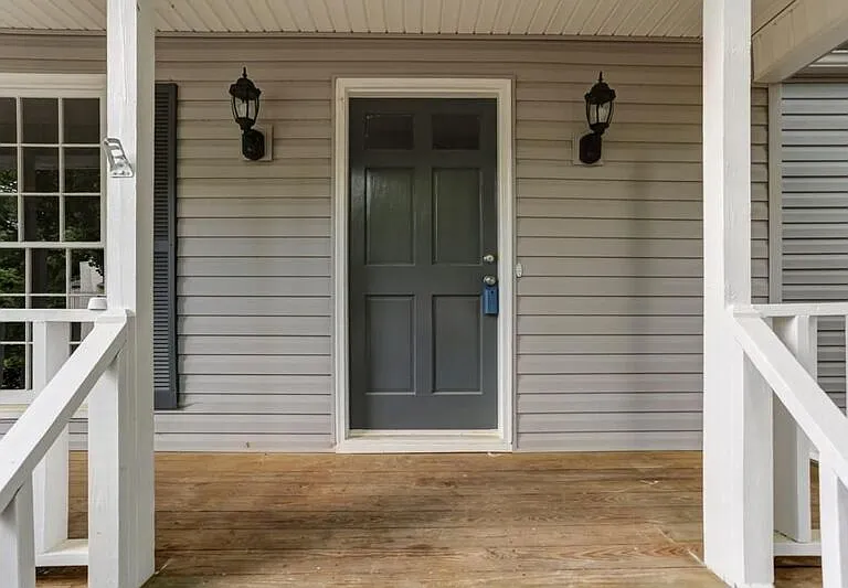 155 County Cork Dr SW — Photo 2