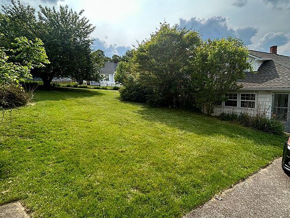 5th image of 309 E Pennsylvania St