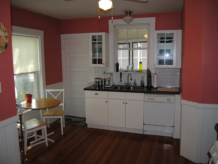 30 Emerson St — Photo 7