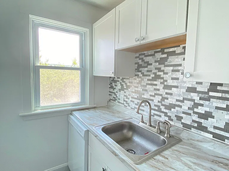 1051 Farber Ct #2 — Photo 25