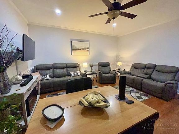 4th image of 40 Club Villa Drive #505