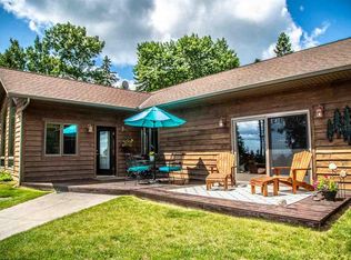 363 Birch Dr, Grand Marais, MN 55604
