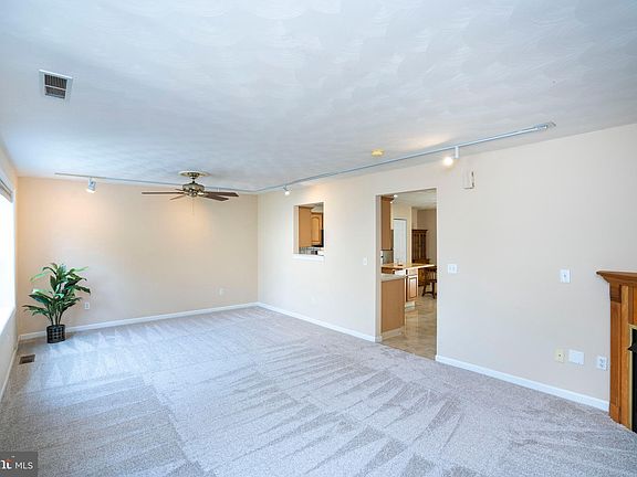 3rd image of 102 Kenley Ct