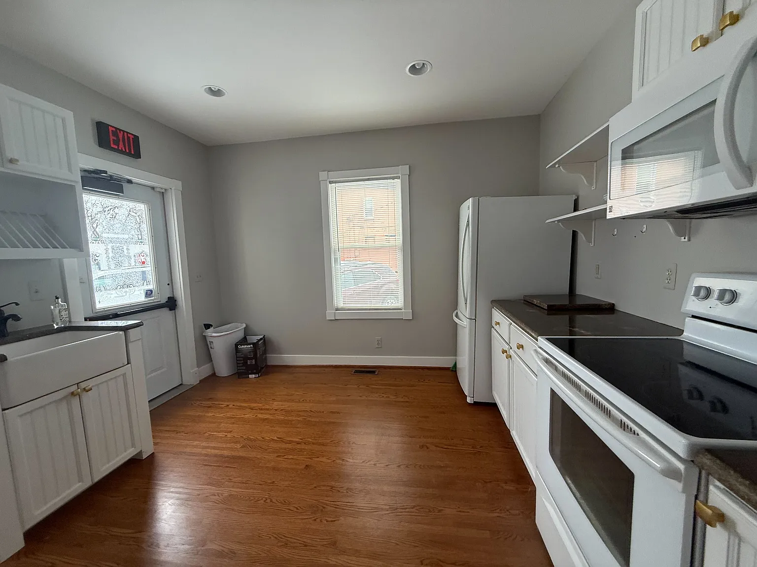 256 South Water Street - 1B Of... — Photo 4