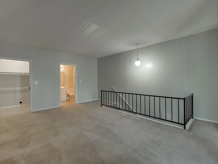 112 Sweetland Dr #1 — Photo 11