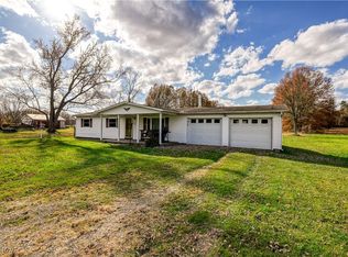 2823 Porter Rd, Atwater, OH 44201