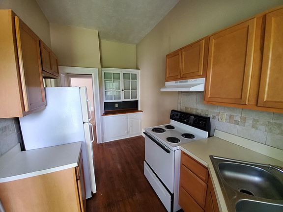4th image of 416 N Cedar St APT 2