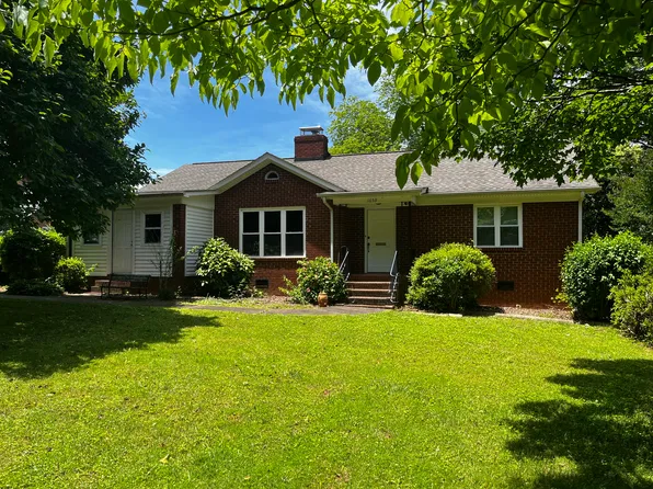 1659 Medford Dr, Charlotte, NC 28205