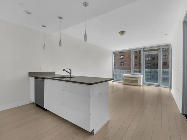 109 Gold Street image 1 of 23