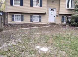 102 Arundel Rd, Pasadena, MD 21122