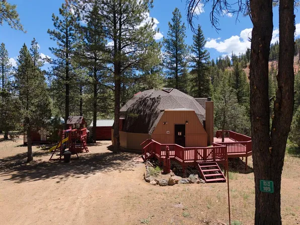 105 S Meadow Dr, Panguitch, UT 84759