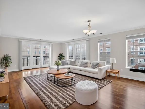 800 Admirals Way Unit 1836, Philadelphia, PA 19146