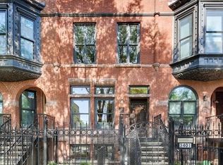 3401 S Giles Ave, Chicago, IL 60616