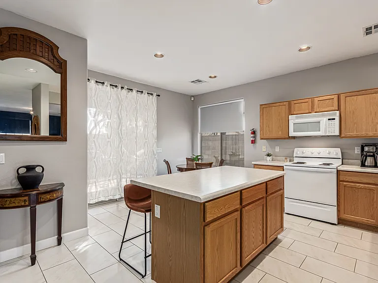 7007 E Keats Ave — Photo 10