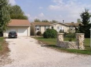 24811 S King Rd, Peculiar, MO 64078