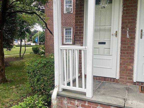 2nd image of 2475 Summer St APT 1N