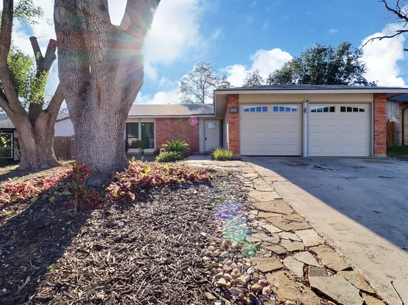 11025 White Sands St, Live Oak, TX 78233