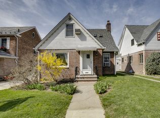 42-06 220th St, Bayside, NY 11361