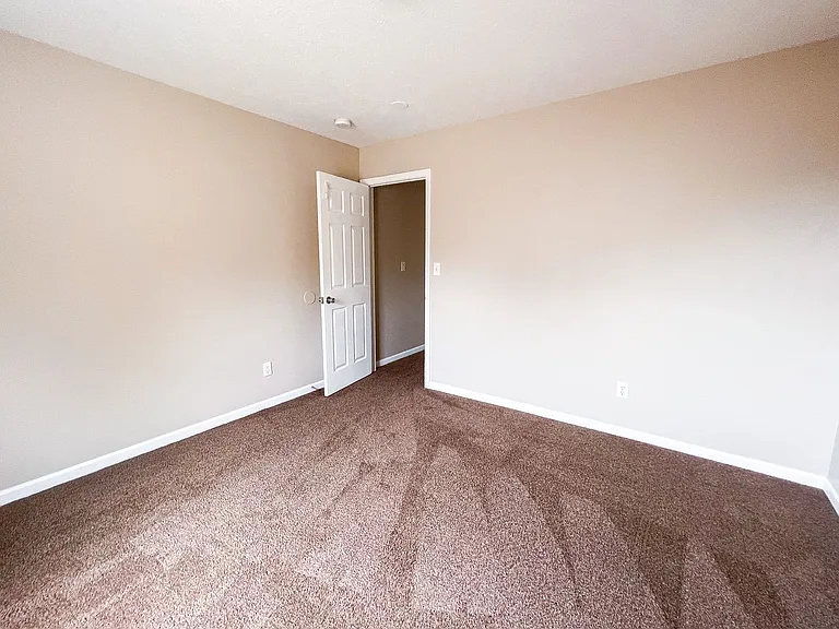 10640 Northern Dancer Dr — Photo 47