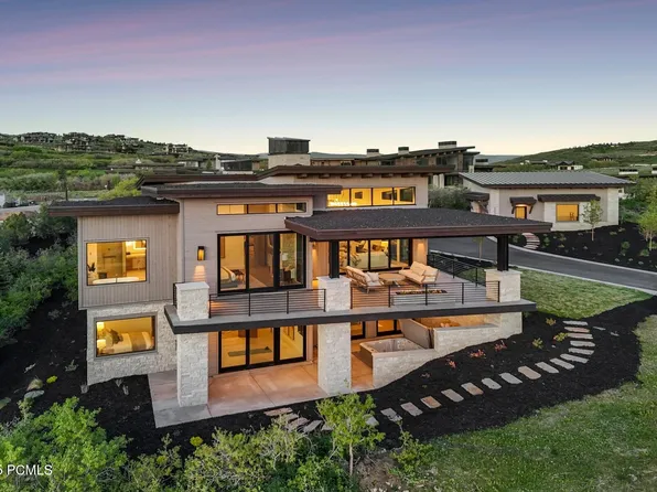 2058 E Adventure Ct, Kamas, UT 84036