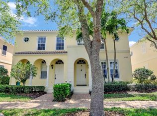 6144 Towncenter Cir, Naples, FL 34119