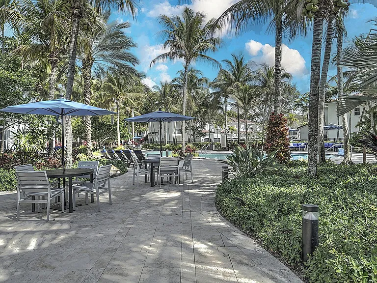 Alfresco Dining Spot